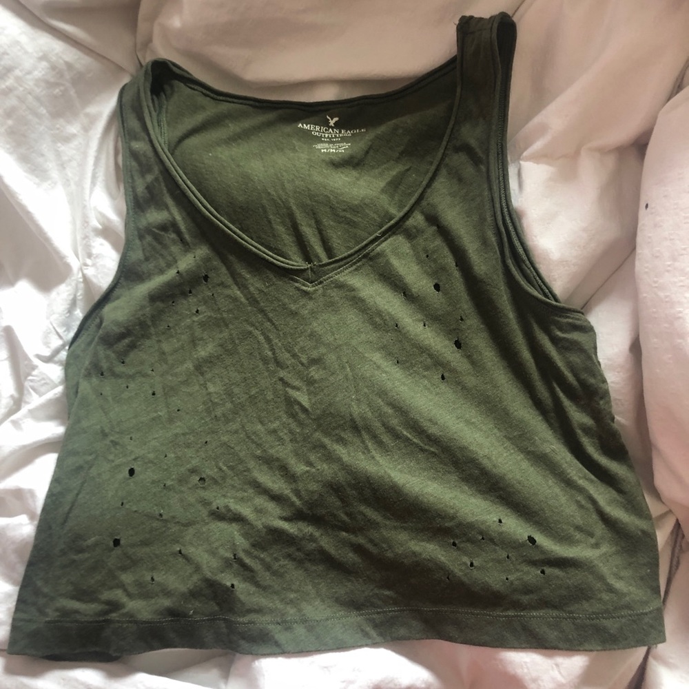 American eagle distressed cropped tank top